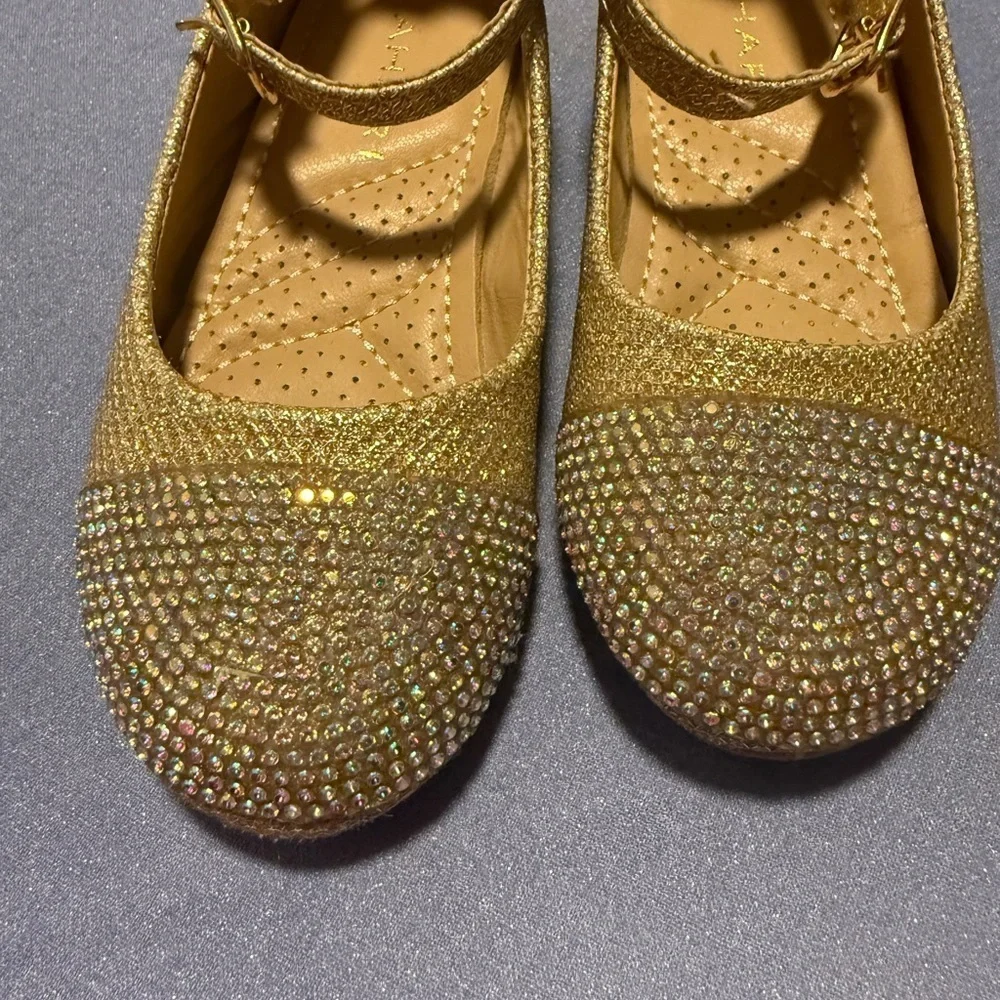New Tahari Gold Kids Dress Shoes Sz 7